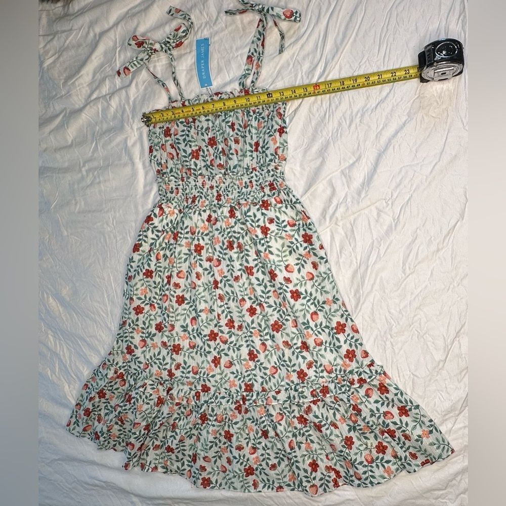 Draper James Taylor Smocked Waist Dress XS NWT Strawberry Floral Cotton - Picture 7 of 11